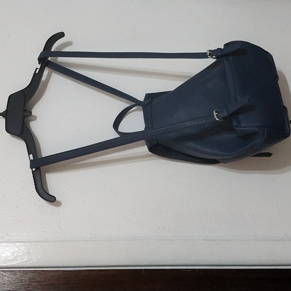 ANDREA BACK PACK draw. String pruse. - Picture 6 of 9